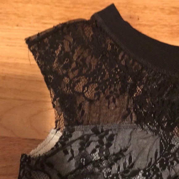 Tracy Reese lace top - Picture 2 of 3